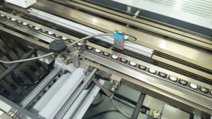 Machine de pliage et de rainurage automatique de papier <span class=keywords><strong>A0</strong></span> A1 A2, <span class=keywords><strong>plieuse</strong></span> de papier industrielle à grande vitesse pour le traitement des dépliants, des brochures et des instructions - Product Image 5