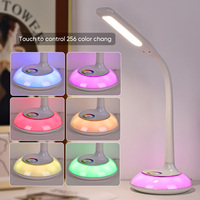 Fabrication de produits modernes pour la protection des yeux Lampe de table pliable de conception nouvelle Lampe de bureau à DEL avec gradateur tactile et éclairage RVB