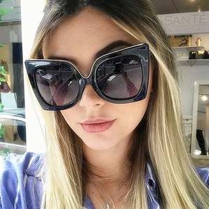 Vente en gros de lunettes de soleil vintage de haute qualité, grandes montures, style œil de chat, UV400, surdimensionnées, pour femmes, 2021 - Product Image 1