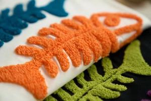 Camisetas de Hombre con Parche de Chenilla con Logotipo Personalizado, Talla Estadounidense, Parches de Chenilla al por Mayor, Letras, Camisetas de Chenilla 100% Algodón - Product Image 5