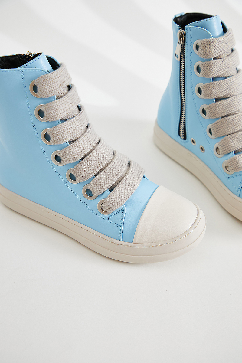 sky blue