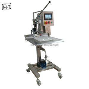 Machine de remplissage semi-automatique de vin de 10 000 ml pour les sacs en boîte avec buse - Product Image 3