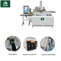 Machine CNC contrôlée par PLC OUWO 1800 mm pour la fabrication de fenêtres en PVC UPVC avec fonction d'usinage sur table inclinable à 180 degrés