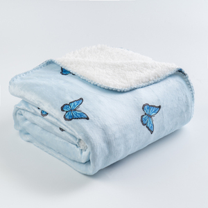 Couverture décorative pour canapé en flanelle sherpa double face écologique, avec broderie appliquée de papillon bleu exquis - Product Image 2