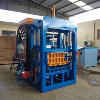 Machine Automatique KAIDONG QT4-15B à Méthode Hydraulique et Vibrante pour la Fabrication de Briques Creuses en Ciment et de Blocs de Pavage en Béton