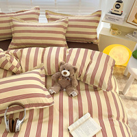 Ensemble de literie 4 pièces ultra-doux au design minimaliste - Plusieurs styles et tailles, lavable en machine