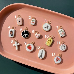 Moyamiya Nuevo Collar de Cuentas DIY con Colgante Vintage de Acero Inoxidable Pintado a Mano, Diseño de Fresa y <span class=keywords><strong>Torre</strong></span> <span class=keywords><strong>Eiffel</strong></span>, Accesorios - Product Image 1