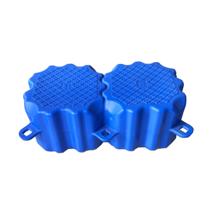 Blocs de pontons flottants en plastique HDPE avec résistance aux UV et aux chocs, capacité de charge de 350 kg/m pour bateaux à pédales - Product Image 2