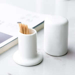 Grand cendrier en céramique en porcelaine blanche avec logo texte conception simple pour hôtels cafés Internet KTVs Restaurants tube de cure-dents - Product Image 4