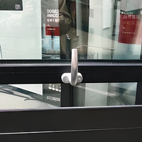 Fenêtre à auvent en aluminium