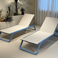 Chaise longue de piscine avec siège en toile et dossier réglable pour terrasse extérieure