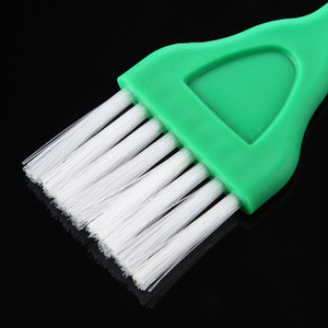 Cepillo para teñir el cabello, cerdas de nailon, forma triangular, rojo, verde, azul, herramienta de peluquería para salón - Product Image 4