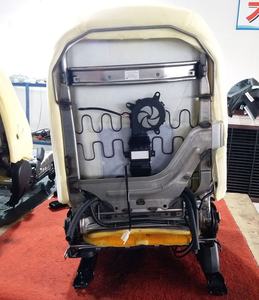 Système de refroidissement et de chauffage universel <span class=keywords><strong>moins</strong></span> <span class=keywords><strong>cher</strong></span> pour siège de voiture 1 pièce Guangzhou 12V Dodge Kit de ventilation pour siège de voiture Contrôle par bouton - Product Image 5