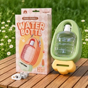 Bouteille d'eau portable pour chien en forme de carotte - Grande capacité, gourde d'hydratation pour animaux de compagnie en extérieur - Product Image 2