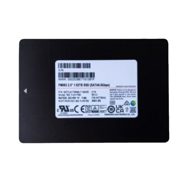 PM 883 240G Internal SATA SSD Enterprise Server Capacity with 480G 960G Expansion Port Used Plastic Shell