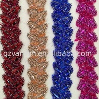 Ceintures de luxe en chaîne de strass 3D avec appliques de perles de verre pour vêtements de mariage