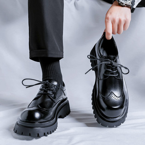 <span class=keywords><strong>Scarpe</strong></span> Oxford Brogue <span class=keywords><strong>da</strong></span> <span class=keywords><strong>Uomo</strong></span> di Alta Qualità con Suola Spessa Traspirante Antiscivolo per Tutte le Occasioni - Product Image 2