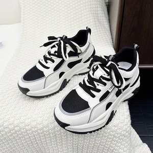 ราคาขายส่งจากโรงงาน รองเท้าผ้าตาข่ายระบายอากาศดี สไตล์ลำลองสำหรับเล่นกีฬากลางแจ้ง รุ่นใหม่ประจำฤดูใบไม้ผลิ/ฤดูร้อน ปี 2026 สำหรับผู้หญิง - Product Image 3