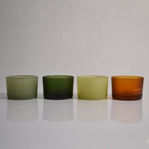 Ventes chaudes, <span class=keywords><strong>bougie</strong></span> parfumée en verre personnalisée de luxe, <span class=keywords><strong>cire</strong></span> de <span class=keywords><strong>soja</strong></span>, <span class=keywords><strong>cire</strong></span> d'<span class=keywords><strong>abeille</strong></span>, ensemble cadeau de bougies de Noël - Product Image 5