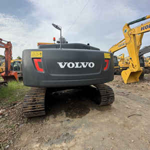 Pelleteuse rétrocaveuse sur chenilles hydraulique moyenne Volvo EC240 de 24 tonnes d'occasion de Corée terrassement chez Competitive Harga - Product Image 2