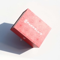 Boîte cadeau de Noël rouge à fermeture magnétique, papier artistique, revêtement UV, logo personnalisé, emballage de luxe, doublure intérieure en éponge