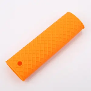 Housse de support de poêle à sauce <span class=keywords><strong>en</strong></span> <span class=keywords><strong>Silicone</strong></span>, avec couvercle antidérapant, pièces ustensiles de cuisine uniques, outils de cuisine uniques, <span class=keywords><strong>poignée</strong></span> de poêle - Product Image 5