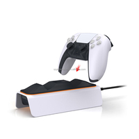 Vente en gros Dobe Super Type-C double station d'accueil de charge rapide pour manette de jeu PS5 Accessoires de base de support de charge sans fil intelligent