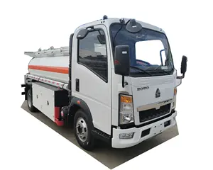 HOWO 4x2 شاحنة نقل النفط الصغيرة 6000L مع سعر جيد للبيع