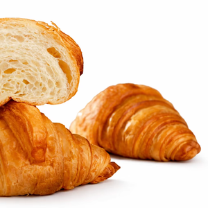 Croissants faits main pré-cuits, 80 grammes, saveur premium, service OEM/ODM, qualité export, usine alimentaire An Thai Minh Vietnam - Product Image 1