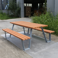 Table de pique-nique rectangulaire en bois commerciale d'extérieur ensemble de meubles de jardin Table à manger extérieure Table basse externe de patio avec le banc