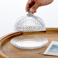 Dôme à gâteau en verre à nervures verticales transparentes avec assiette, style rétro, embossé, compatible lave-vaisselle, écologique, pour la décoration de table à la maison, la photographie culinaire