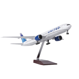 Modèle d'avion simulé Boeing B777 United Airlines à l'échelle 1/157, 47 cm, avion <span class=keywords><strong>de</strong></span> ligne d'aviation civile United avec lumières et train d'atterrissage - Product Image 1