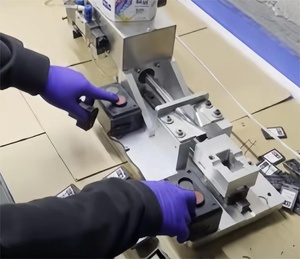 Machine de décapage automatique de cartouches d'<span class=keywords><strong>encre</strong></span> Hicor de qualité supérieure pour cartouches d'<span class=keywords><strong>encre</strong></span> <span class=keywords><strong>HP</strong></span> <span class=keywords><strong>63</strong></span>, 65, <span class=keywords><strong>302</strong></span>, 304, 652, 123, 664 - Product Image 3