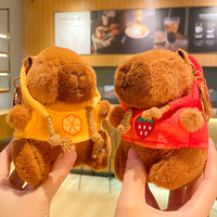 Dessin animé créatif Capybara Capibara poupée Couple peluche sweat porte-clés petit sac pendentif en peluche pour petit cadeau en gros