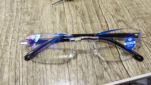 Unisex Anti-Blue Light Presbyopia <strong>Glasses</strong> Auto-Adjust Degree Clear PC Frame Multi-focal Senile <strong>Reading</strong> <strong>Glasses</strong> For Men Women - Product Image 6