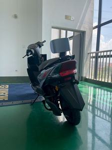 Scooter électrique à deux roues longue portée pour adultes, homologué UE - Product Image 4