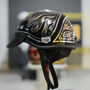 Retro Carbon Fiber Motorcycle Helmet Male Certified Half Helmet Ladies 4 Seasons Ultra-Light Scoop Helmet
