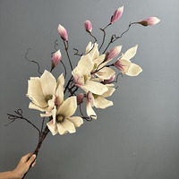 Vente directe usine – Fleurs artificielles magnolia multi-tiges en EVA pour décoration intérieure et accessoires de photographie de mariage, motif gaufré ; Nouveauté