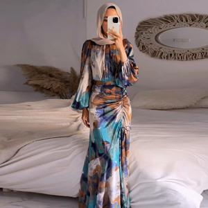 Nuova Collezione 2026 Abaya Lunga Mediorientale Araba per Eid con Maniche a Palloncino Graffiti e Lacci Abbigliamento Islamico di Dubai Vestiti Musulmani per <span class=keywords><strong>Donne</strong></span> - Product Image 1
