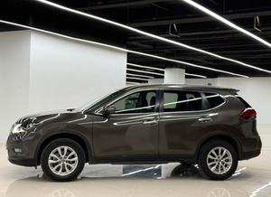 นิสสัน เอ็กซ์เทรล ปี 2020 รุ่น 2.0 CVT XLITS 2WD คอมฟอร์ท อิดิชั่น เกียร์อัตโนมัติ <span class=keywords><strong>สี</strong></span>น้ำตาล รถ SUV - Product Image 3