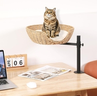 Accessoires pour animaux de compagnie à motif solide de support de nid de lit de bureau de chat rotatif réglable à 360 ° pour la maison et le bureau