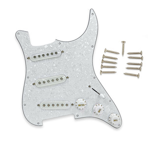 Bán buôn ST <span class=keywords><strong>guitar</strong></span> điện với 3-ply nạp pickguards SSS Đen gốm pickups Prewired Bass Knob <span class=keywords><strong>Guitar</strong></span> phần màu đen - Product Image 3