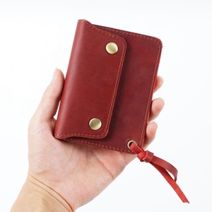 محفظة رجالية صغيرة وذكية من الجلد الطبيعي عالي الجودة بتصميم كريزي هورس، حامل بطاقات نحيف، متوفرة بالجملة - Product Image 2