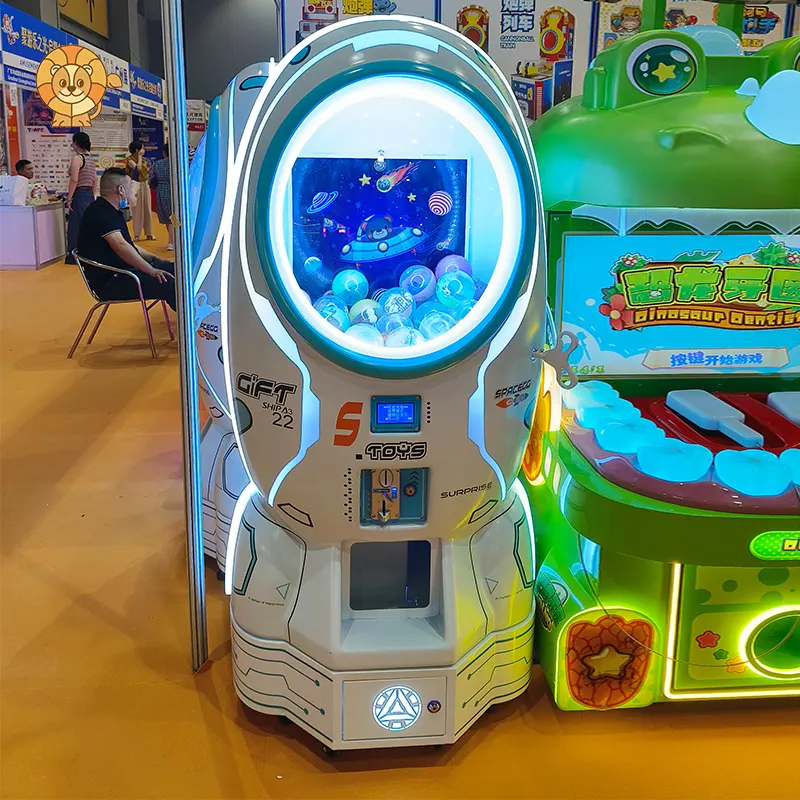 Nhà máy nóng bán Viên nang gashapon máy giải trí đồng xu-hoạt động Arcade tàu vũ trụ viên nang Máy bán hàng tự động