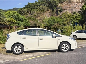 Toyota <span class=keywords><strong>Prius</strong></span> d'occasion 1.8L Luxe Advanced HEV Hybride Voiture à haut rendement énergétique avec toit ouvrant HOT - Product Image 4