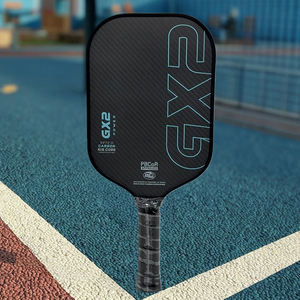 Paleta <span class=keywords><strong>de</strong></span> Pickleball Gearbox |   GX2 <span class=keywords><strong>de</strong></span> 16 mm Alargado con Núcleo <span class=keywords><strong>de</strong></span> Varilla <span class=keywords><strong>de</strong></span> Carbono <span class=keywords><strong>de</strong></span> Alta Densidad |   Superficie <span class=keywords><strong>de</strong></span> Fibra <span class=keywords><strong>de</strong></span> Carbono Cruda Tejida <span class=keywords><strong>de</strong></span> 3K - Product Image 1