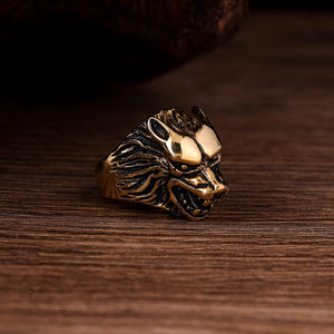 Anillo de Hombre al por Mayor, Anillo de Acero Inoxidable Plateado con Cabeza de Lobo para Hombre - Product Image 3