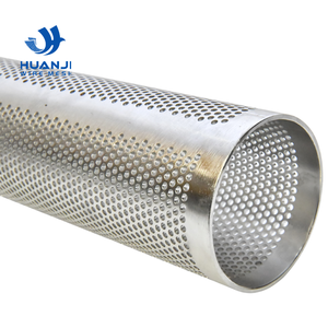 Tube filtrant perforé en acier inoxydable avec joint de verrouillage - Product Image 1