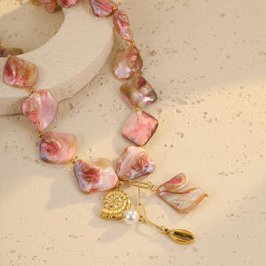 Collar de Concha de Perla y Acero Inoxidable Chapado en Oro de 18K, Estilo Océano, Resistente al Agua, para Mujer - Product Image 4