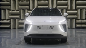 Liuzhou Dongfeng Forthing Friday EV SUV Conduite à droite (RHD) Autonomie 500 km Vente directe usine Voiture électrique familiale pour adultes - Product Image 3